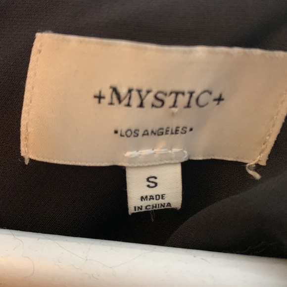 Black Dress with Cinched Waist - Picture 10 of 10